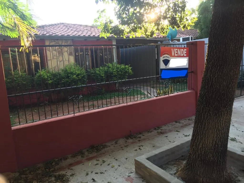 SE VENDE CASA EN ZONA CÉNTRICA DE SAN LORENZO — foto 2