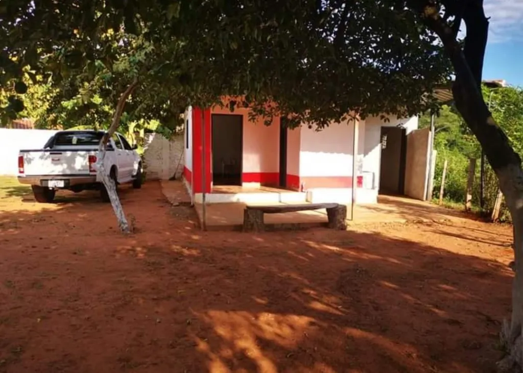 OFERTO TERRENO CON CASITA SOBRE RUTA 1 PARA CASA DE DESCANSO O COMERCIO — foto 3