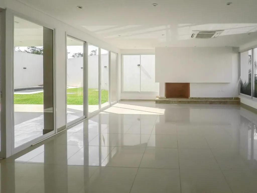 ALQUILO AMPLIA CASA EN PRIMER PRESIDENTE — foto 3