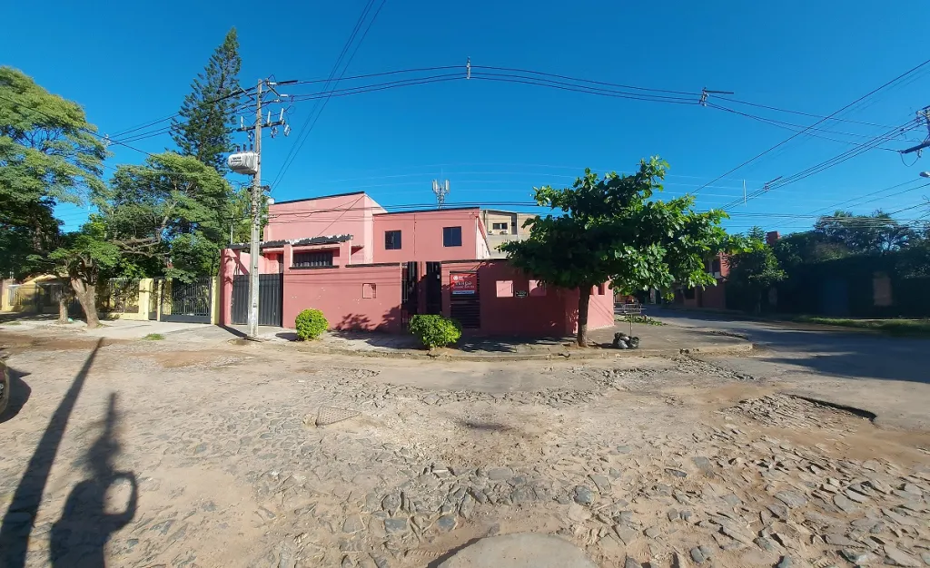 Vendo depósito-oficina en Barrio Herrera — foto 2