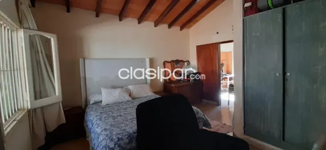 Vendo Casa en esquina zona Los Jardines Luque — foto 3