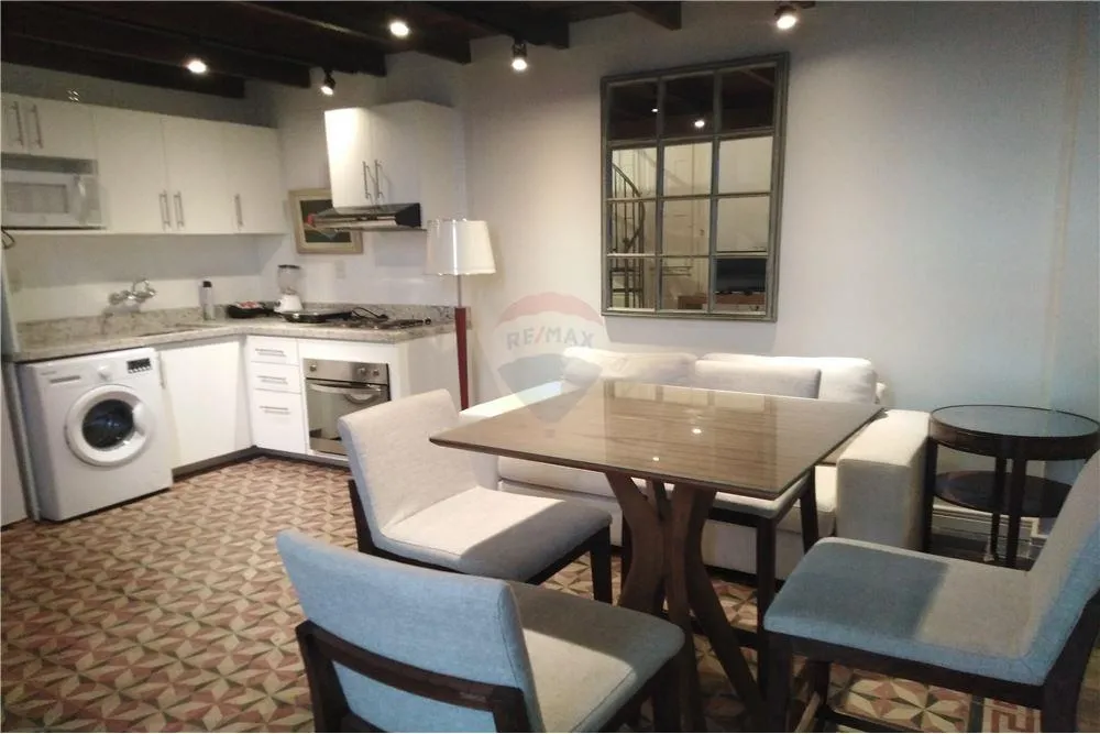 Dpto Loft de 2 pisos de 1 hab. amoblado con cochera — foto 2