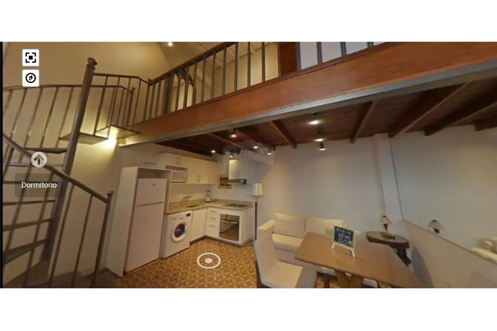 Dpto Loft de 2 pisos de 1 hab. amoblado con cochera — foto 3
