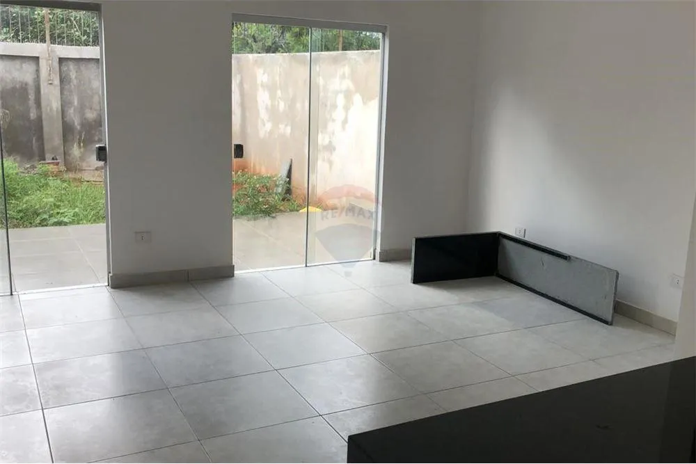VENDO DUPLEX DE 3 DORMITORIOS A ESTRENAR EN EL GRUPO HABITACIONAL — foto 2