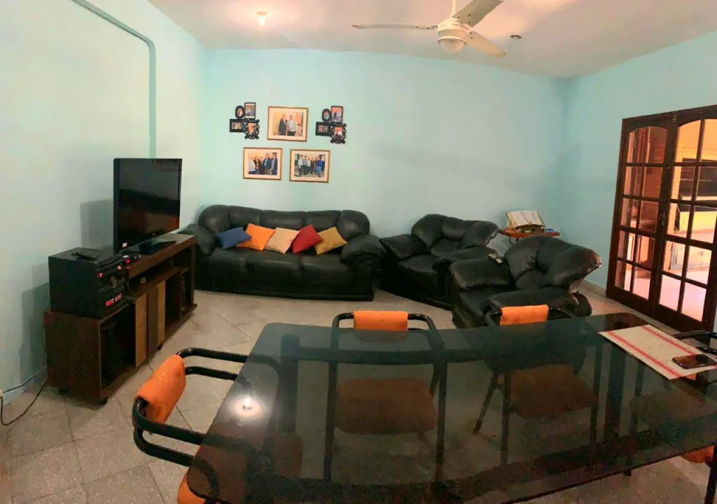 VENDO RESIDENCIA EN LAMBARE — foto 2