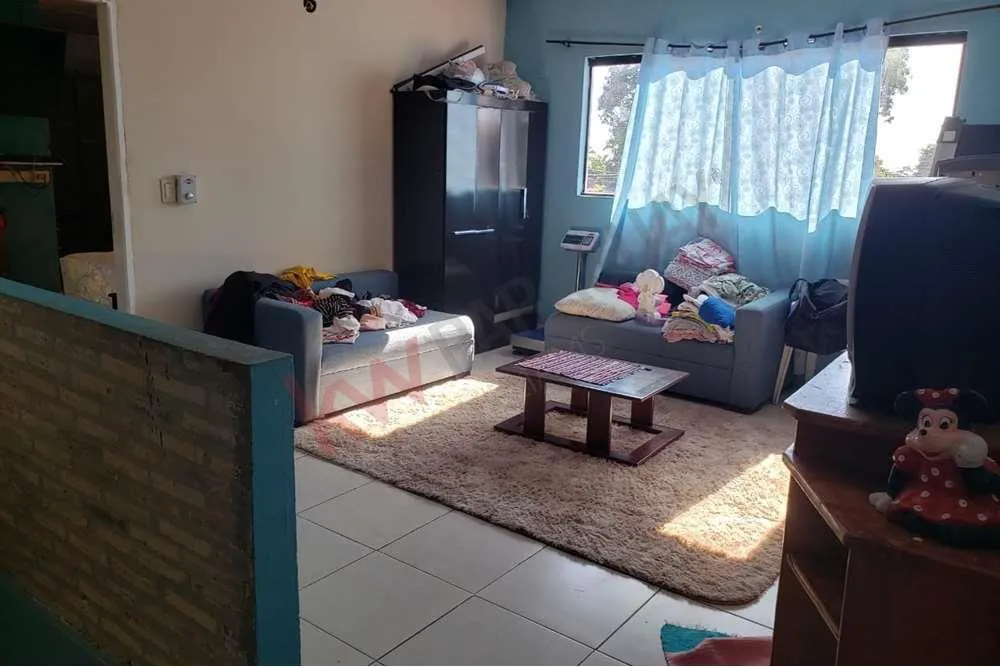 VENDO AMPLIA CASA EN LAMBARE — foto 2