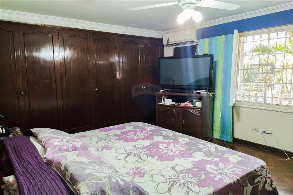 VENDO AMPLIA RESIDENCIA EN B° MCAL. ESTIGARRIBIA — foto 3