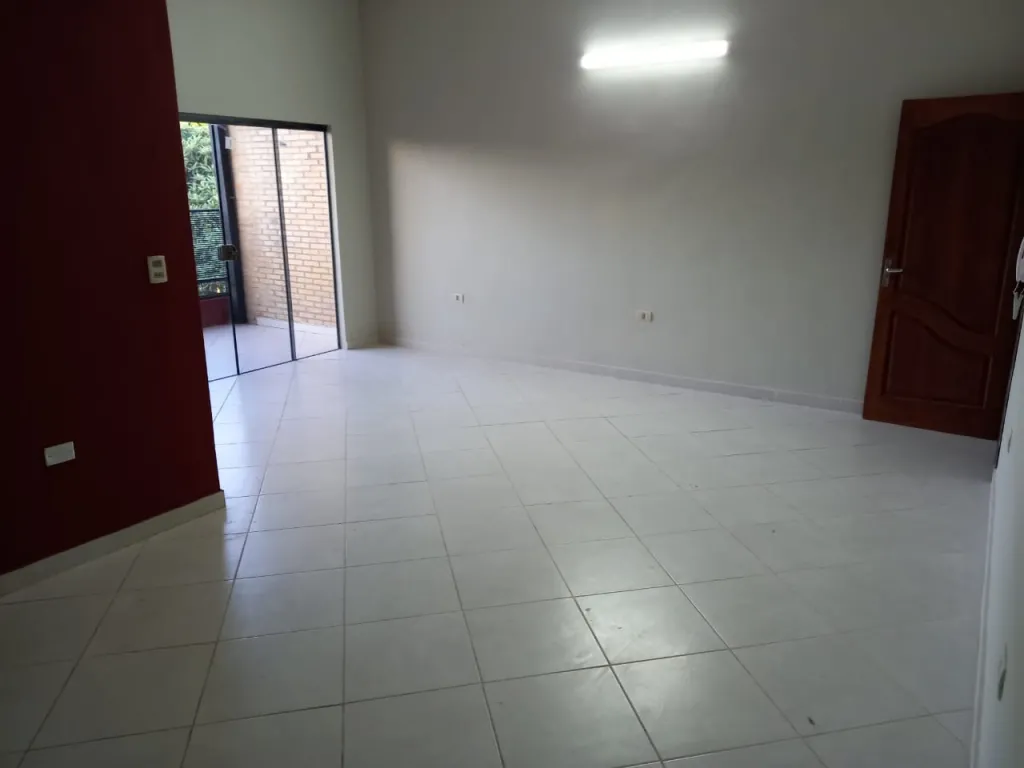 A 4 CDRAS.DE COLON,BO.OBRERO,HERMOSOS DPTOS.A ESTRENAR CON TODAS LAS COMODIDADES — foto 3