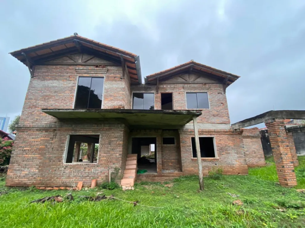 Vendo Amplio Terreno zona Avda Santísima Trinidad — foto 2
