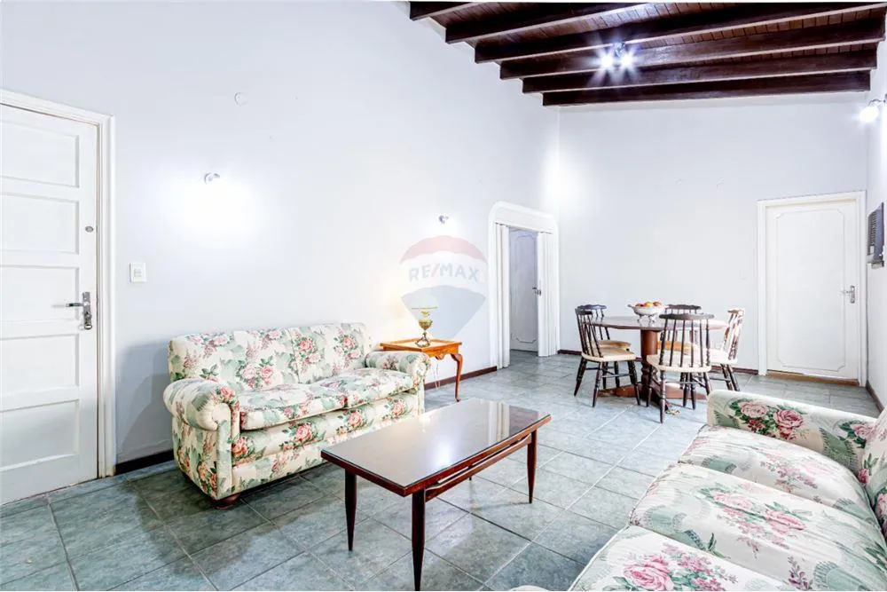 Hermosa residencia a la venta en barrio Republicano — foto 3