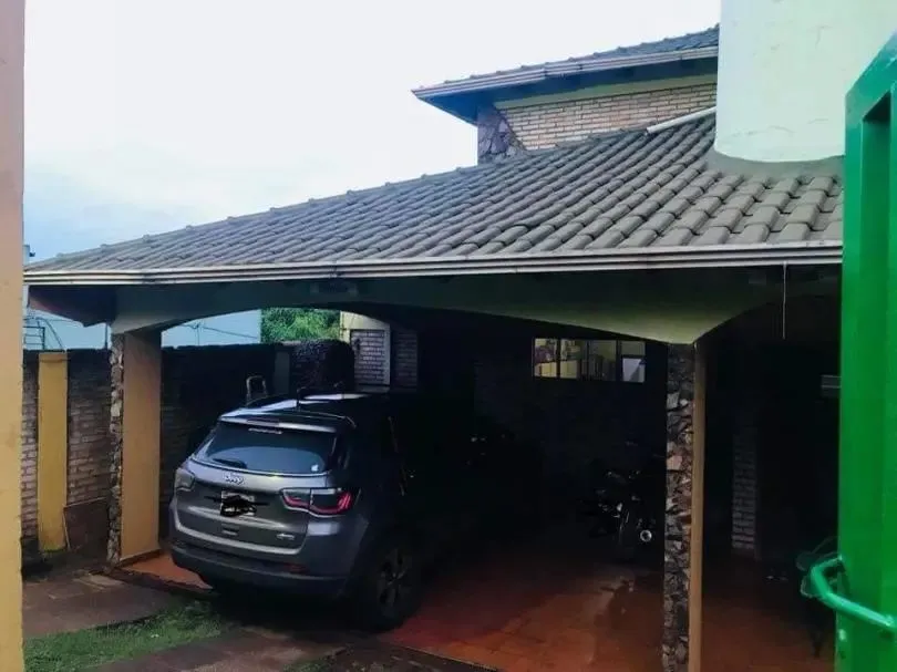 VENDO CASA EN CIUDAD DEL ESTE BARRIO CHE LA REINA. COD 1292 — foto 2
