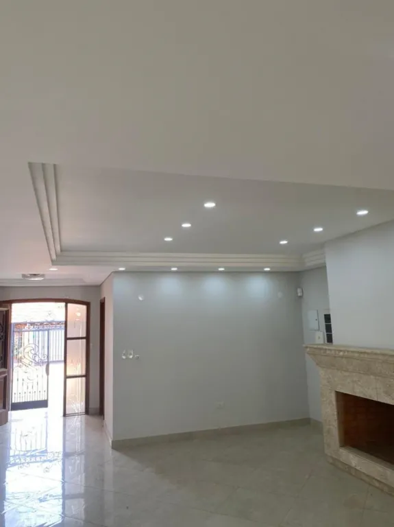 BARRIO MBURUCUYÁ: RESIDENCIA DE LUJO, 3 DORMITORIOS, JARDÍN, PISCINA 590.000 USD. — foto 2