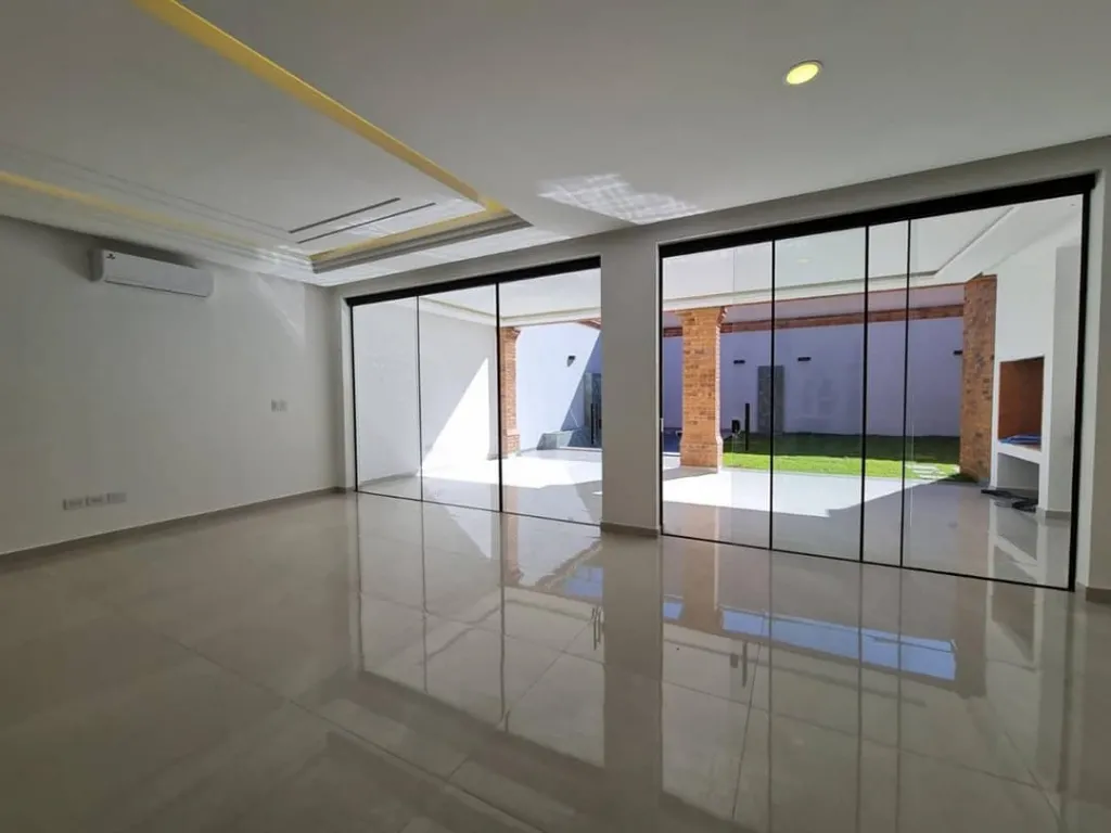 Vendo Residencia a estrenar. Barrio Mburucuyá. — foto 2