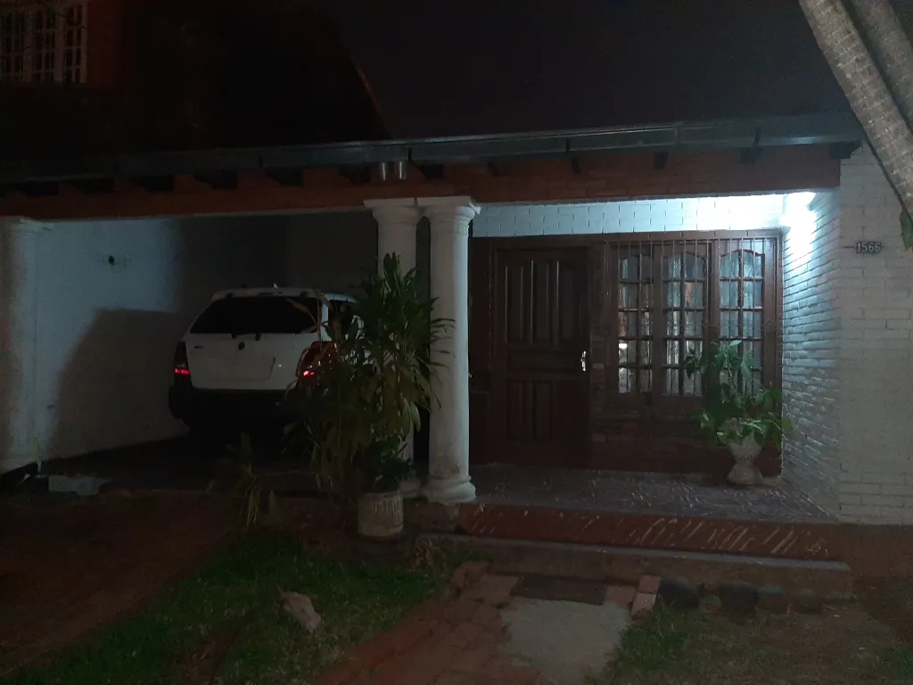 Viendo casa en barrió Jara — foto 2