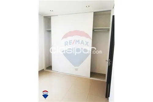 Chalet a estrenar en barrio privado Luque - Limpio — foto 3