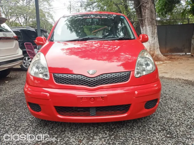 Toyota Funcargo 2003 — foto 3