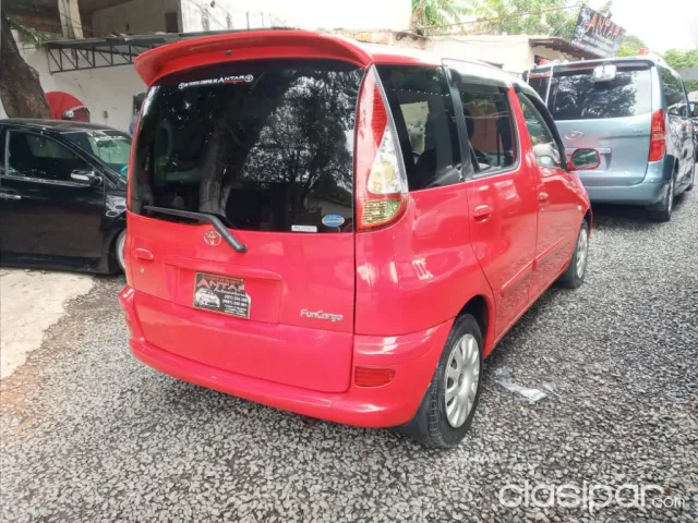 Toyota Funcargo 2003 — foto 7