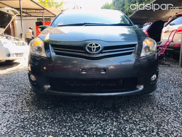 Toyota Auris 2011 — foto 3