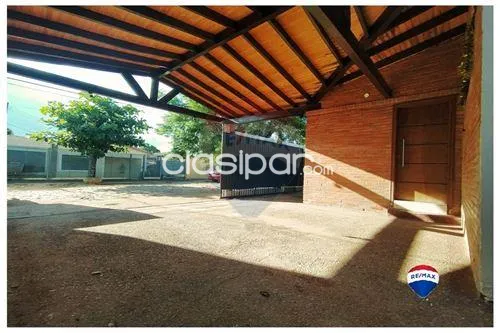 HERMOSA RESIDENCIA EN FERNANDO DE LA MORA Z.NORTE — foto 2