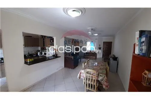 Vendo Duplex, a una cuadra de la Av. Laguna Grande — foto 2