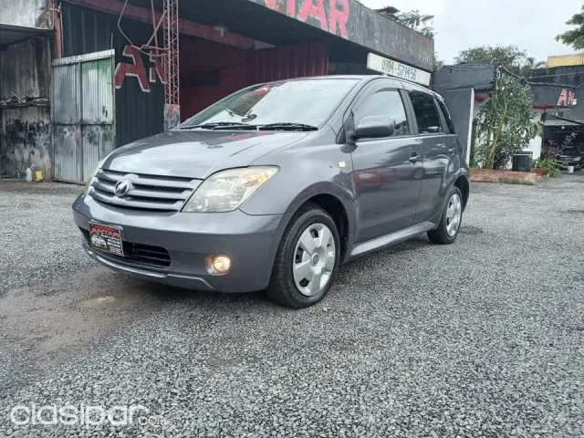 Toyota Ist 2005 - foto 2
