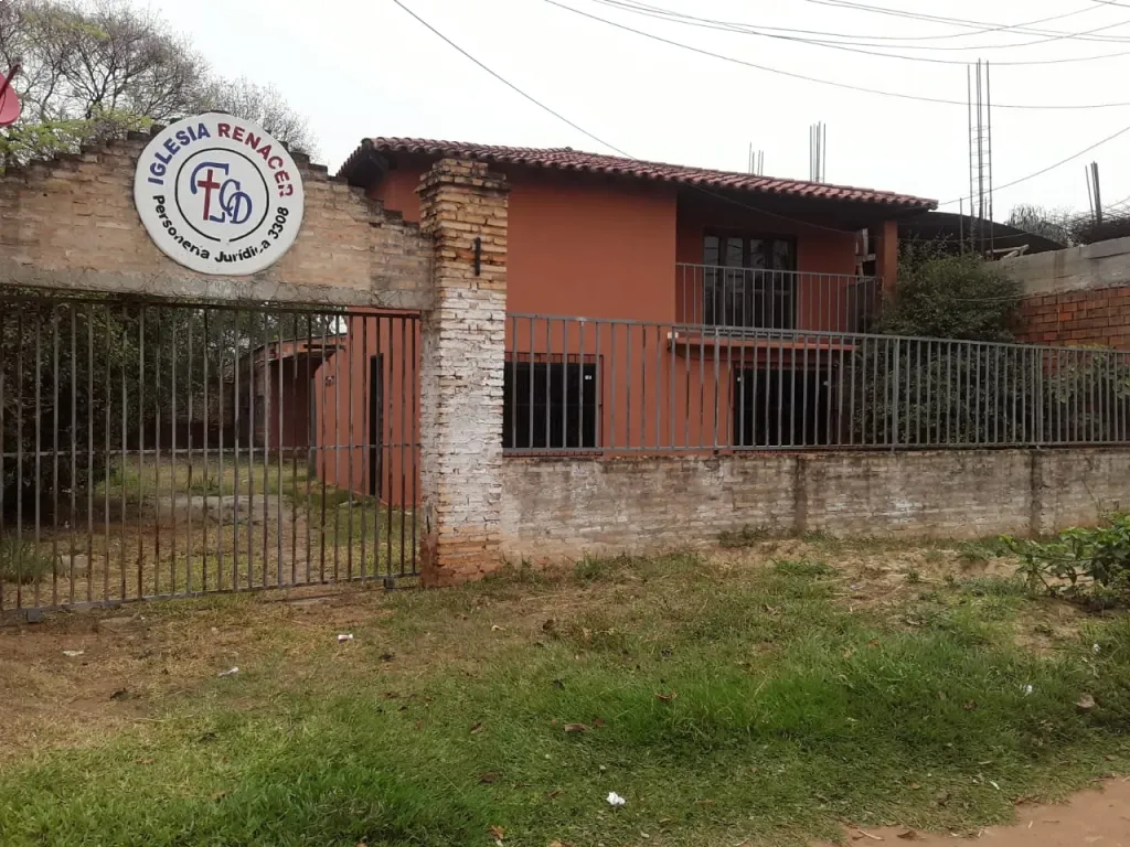 Vendo Casa con Galpon en Mariano Roque Alonso — foto 2