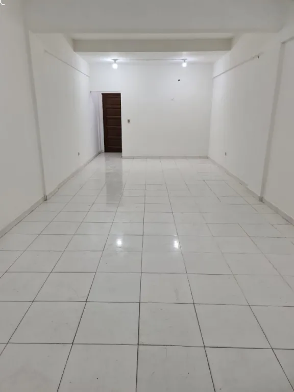 Alquilo salón comercial- Centro San Lorenzo — foto 2