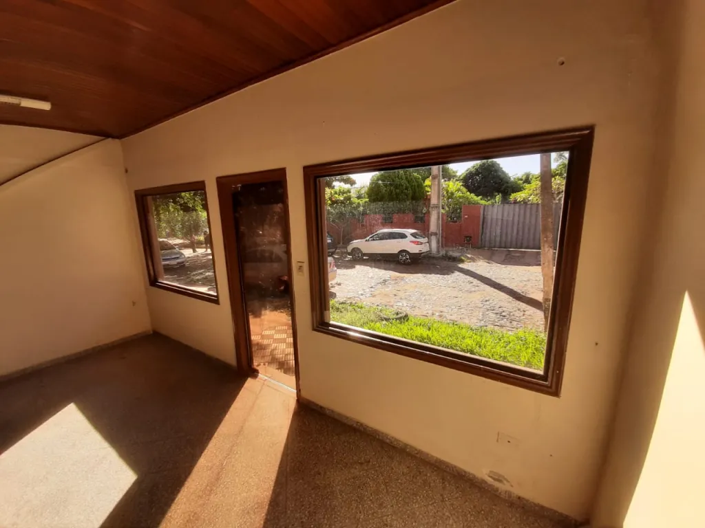 VENDO CASA EN ESQUINA - BARRIO REPUBLICANO — foto 2
