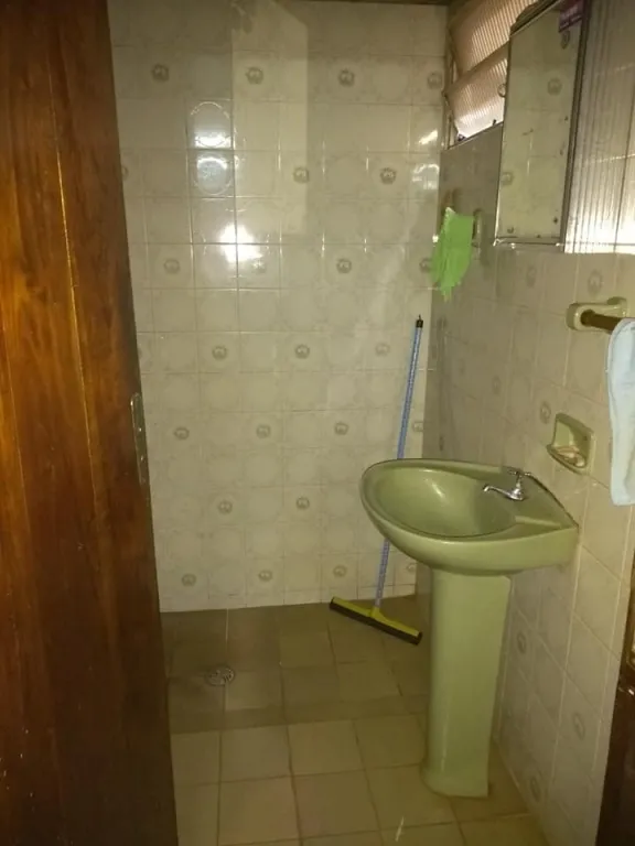 VENDO CASA EN LUQUE CENTRO. cod 1365 — foto 3