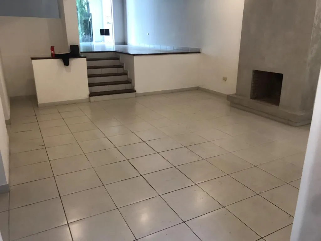 Hermosa residencia en el exclusivo barrio Hipodrómo — foto 3