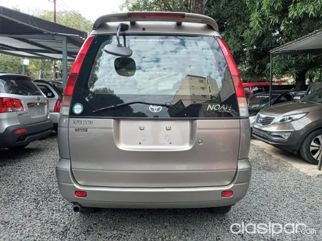 Toyota Noah 2001 — foto 5