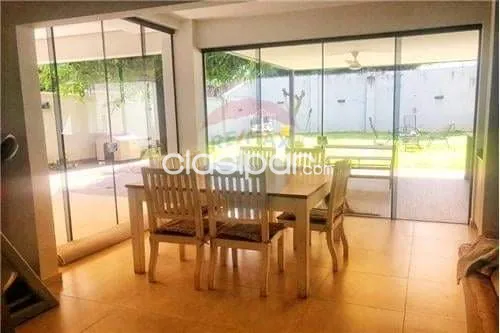 Casa estilo minimalista LUQUE — foto 2
