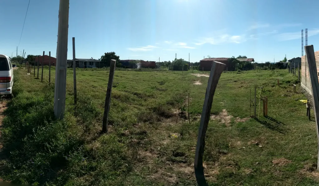 Remato dos terrenos en Limpio Ciudad Jardin III — foto 2