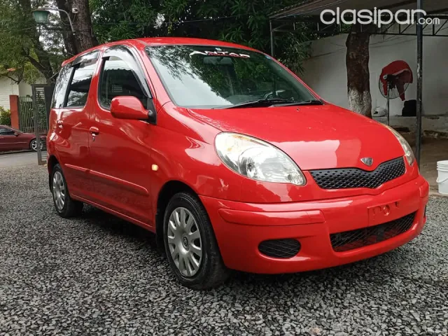 Toyota Funcargo 2003 — foto 2
