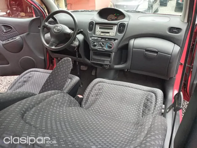 Toyota Funcargo 2003 — foto 5