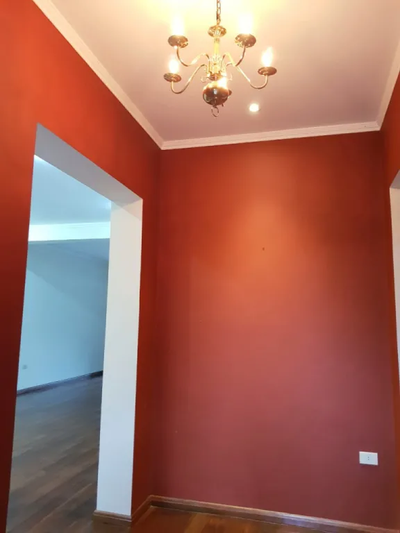 VENDO RESIDENCIA CON AMPLIOS AMBIENTES EN VILLA MORRA — foto 2