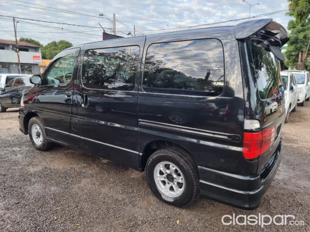 Toyota Hiace 2001 — foto 4