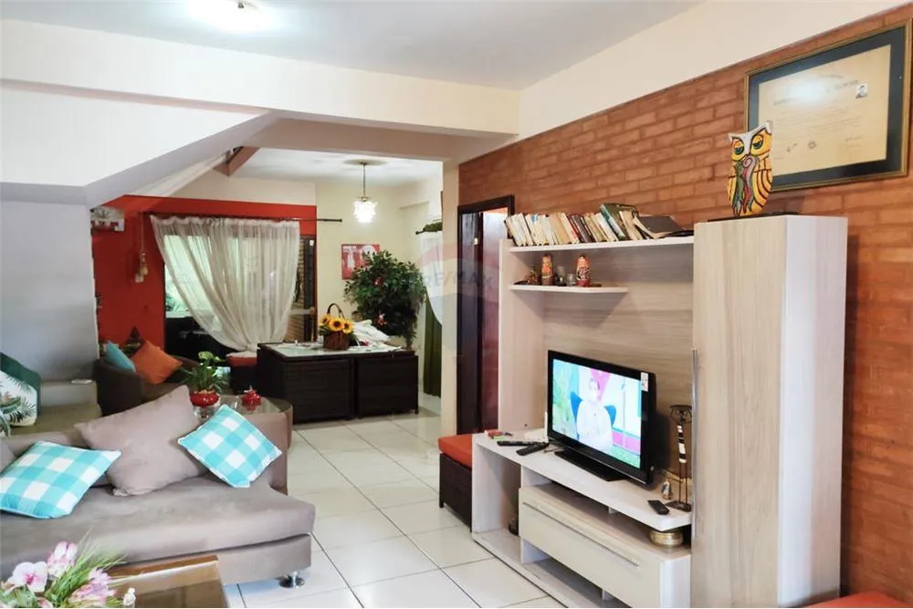 HERMOSO DUPLEX EN VISTA ALEGRE — foto 3