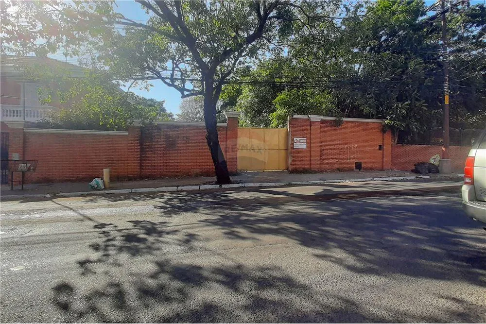 En venta estrategico terreno de 776 m2 sobre Gral Santos — foto 2