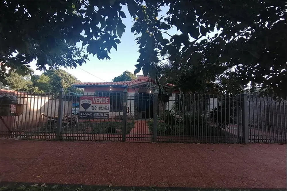 EN VENTA CASA DE 1 PLANTA EXCELENTE UBICACION — foto 2