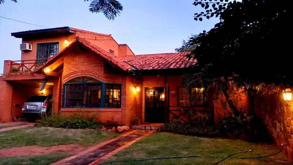 Vendo Casa en Luque Zona Rotonda Ñu Guazu — foto 2