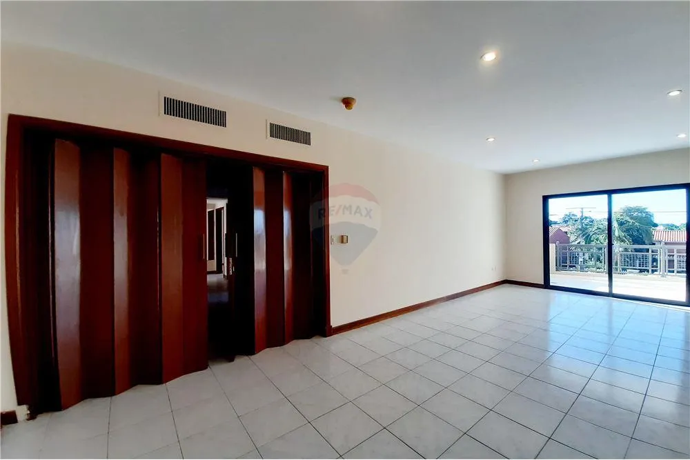 Departamento de 3 dormitorios en Barrio Herrera — foto 2