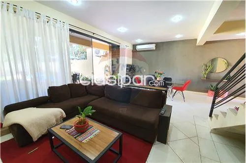 Dúplex único en Laurelty Luque — foto 3