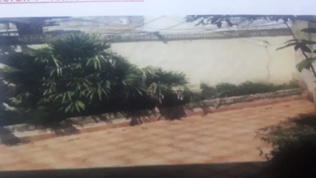 Vendo Hermosa Vivienda con Excelente Ubicacion Cerca de la UCA y Felix Bogado — foto 2