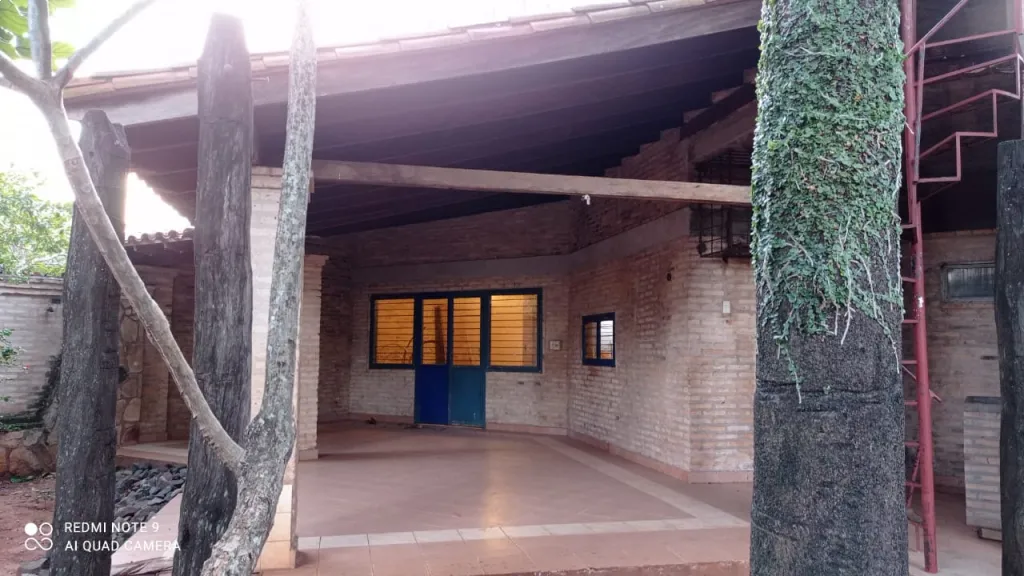 VENDO CASA EN SANLORENZO EXCELENTE UBICACION — foto 2