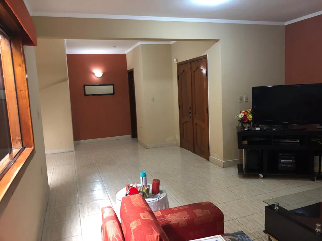 Vendo amplia casa en Lambaré, zona Villa Policial!! — foto 3