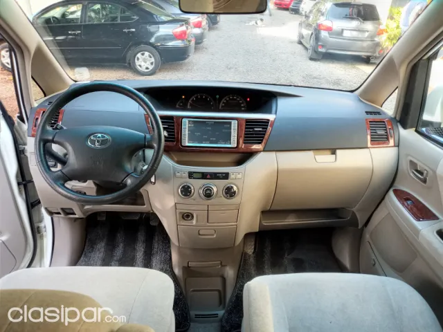 Toyota Noah 2003 - foto 8