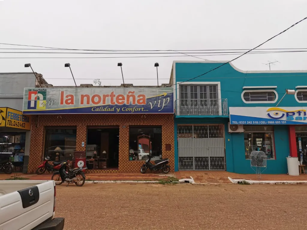 Salón comercial sobre Presidente Franco — foto 2