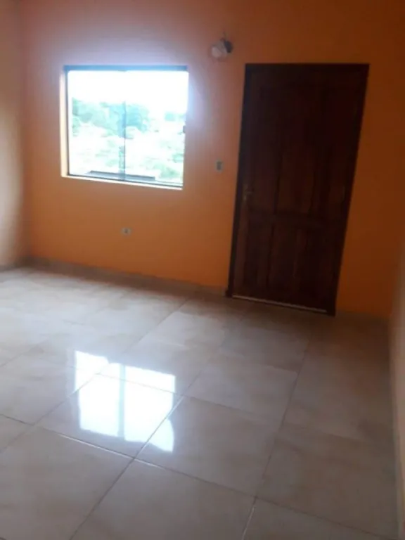 VENDO DUPLEX EN ÑEMBY BARRIO MBOCAYATY COD 1521 — foto 2