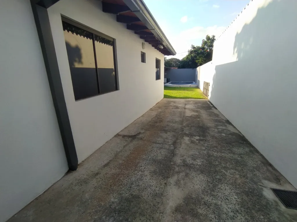 Venta - Casa en Lambare. Cod. 150. — foto 2
